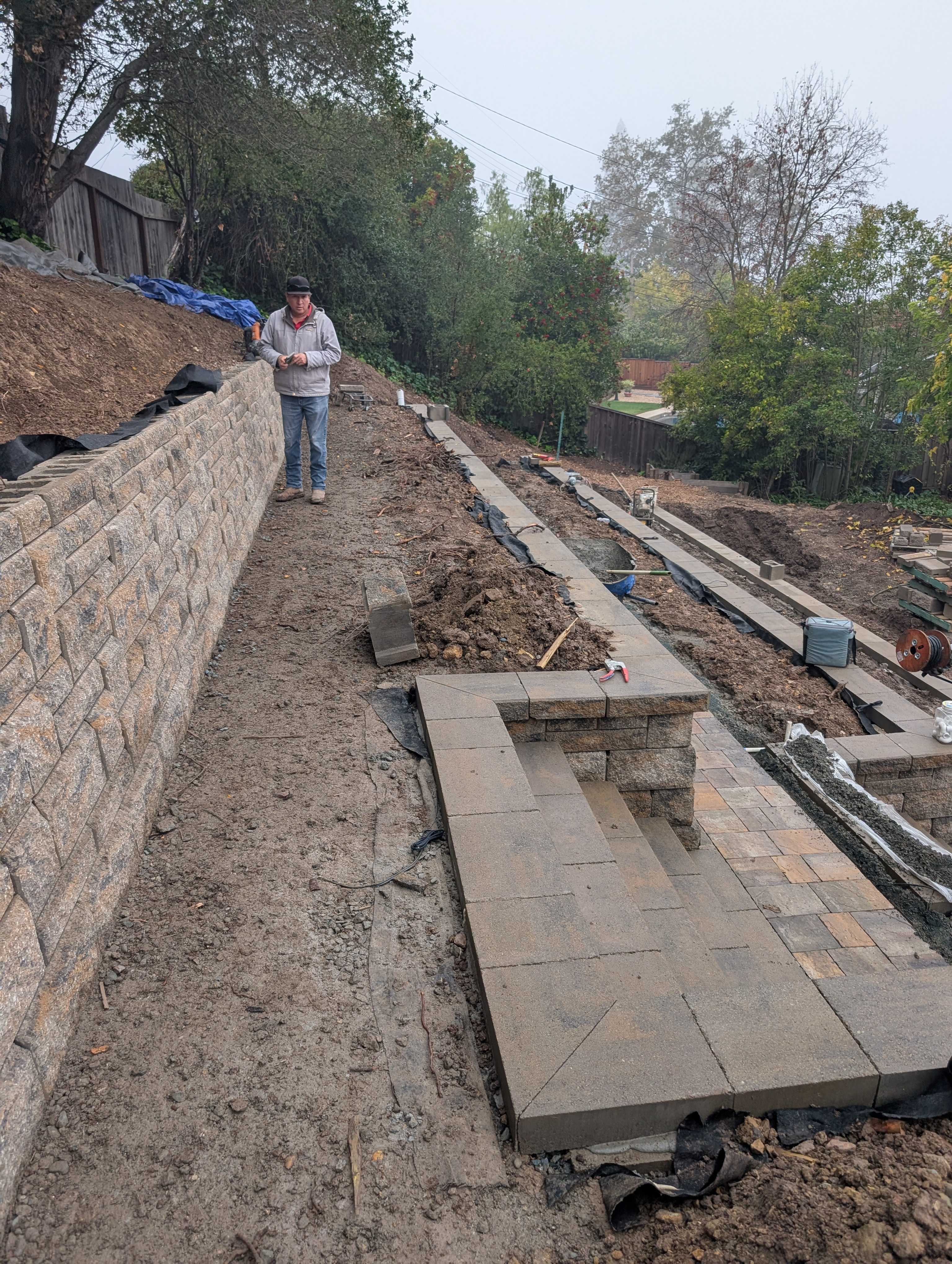 fg-pavers-and-turf-san-jose-retaining-walls-pavers-lighting-progress-137.jpg Wall and pathway tie-in progress.