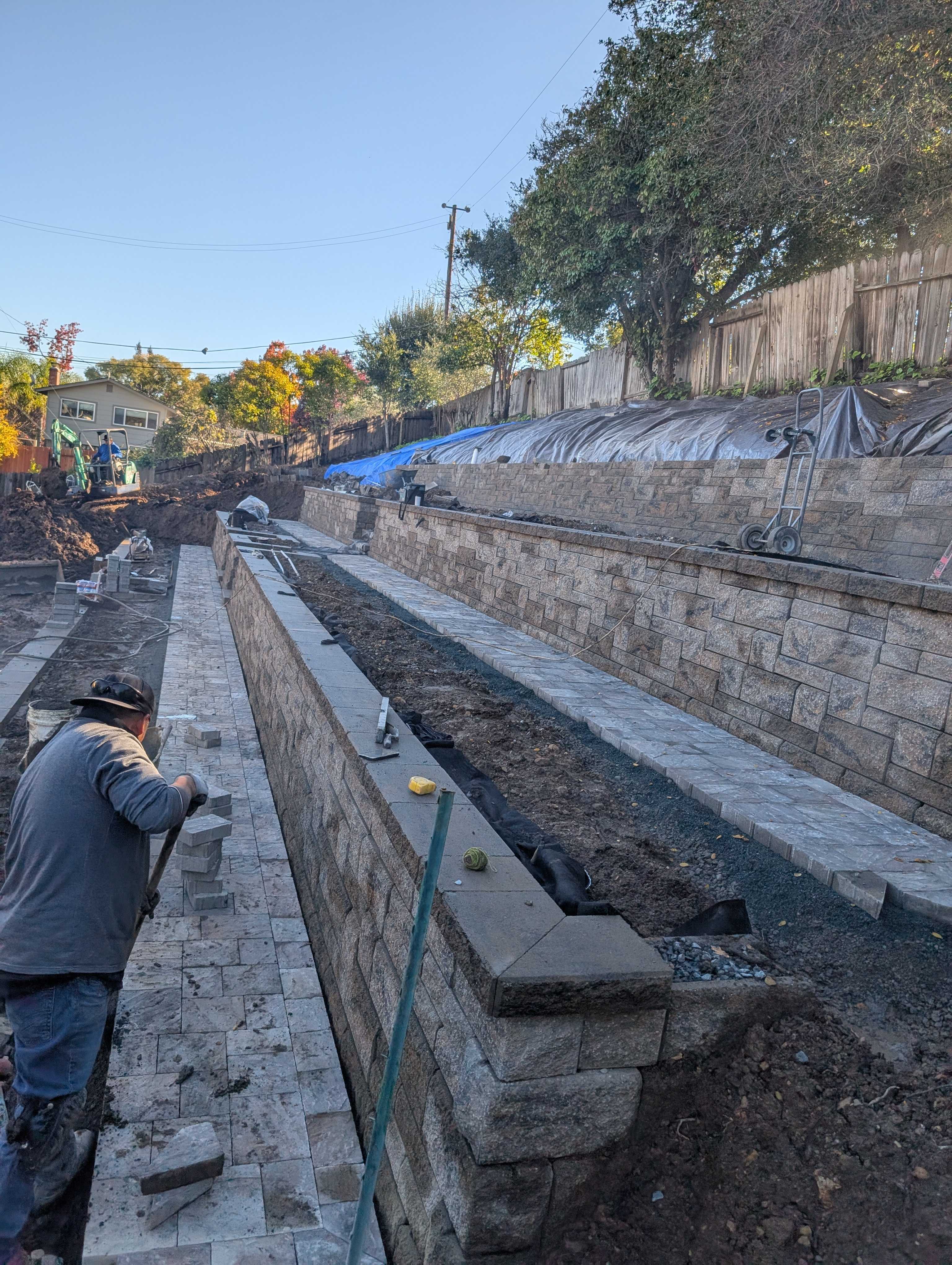 fg-pavers-and-turf-san-jose-retaining-walls-pavers-lighting-progress-141.jpg Upper terrace walkway alignment (progress).